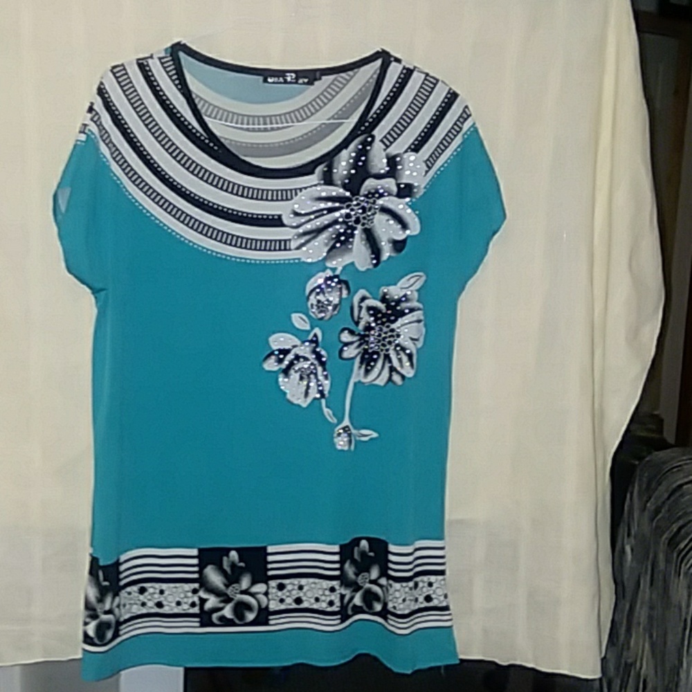 Like new top